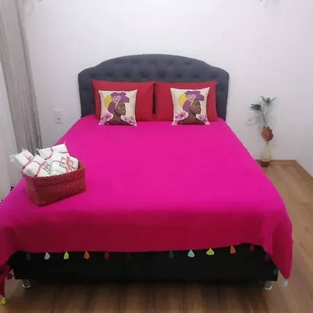 Havuzlu Tas Kisiye Ozel Çeşme