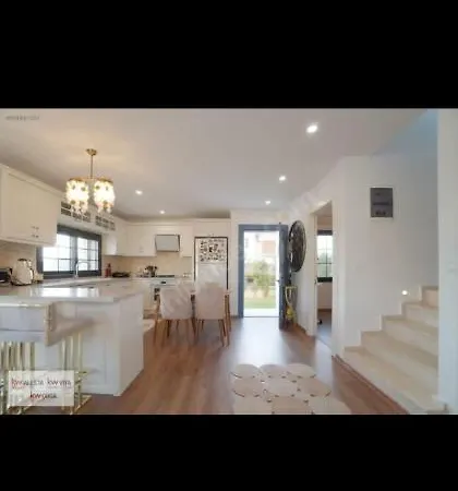 Villa Havuzlu Tas Kisiye Ozel *